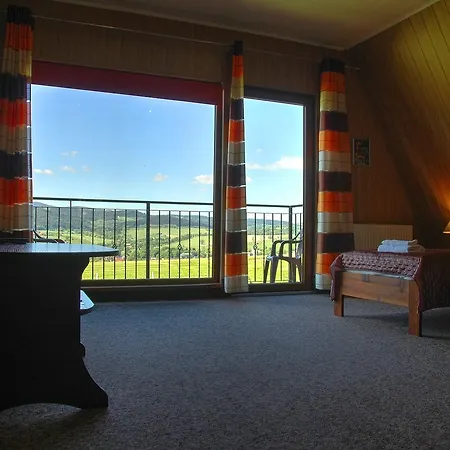 Golfspa Golfowa Wioska * שצ'צ'יטנה (Szczytna)